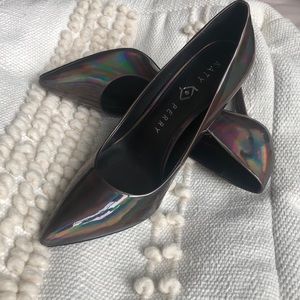 Katy Perry “The sissy-Iridescent Pump”